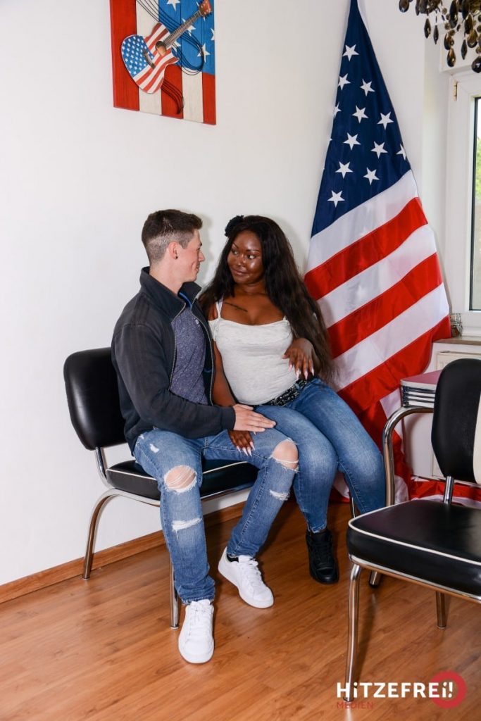 556495 01big 556495 01big