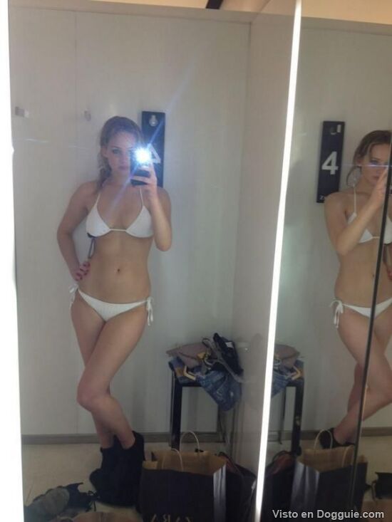 Jennifer Lawrence en un descuido fue hackeada desnuda 2 Jennifer Lawrence en un descuido fue hackeada desnuda 2