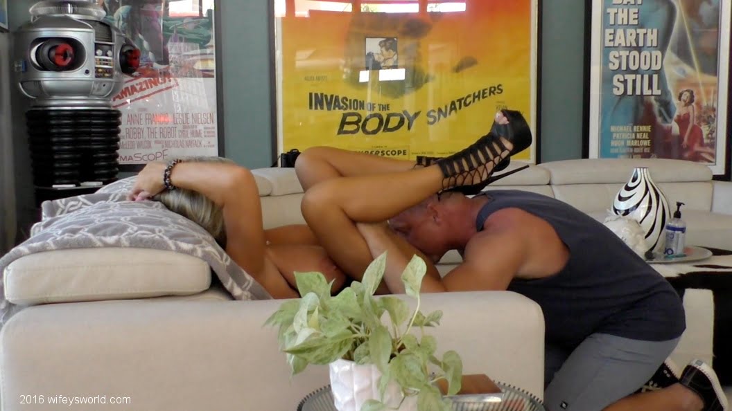 fotos porno robadas de una esposa rubia follando 4 fotos porno robadas de una esposa rubia follando 4