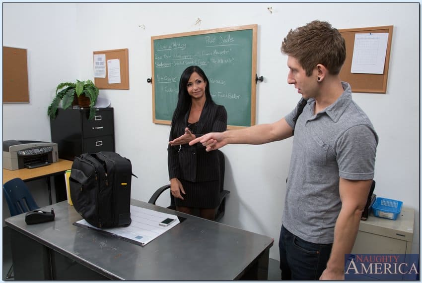 la profesora jewels jade dejandose follar por su alumno 2 la profesora jewels jade dejandose follar por su alumno 2