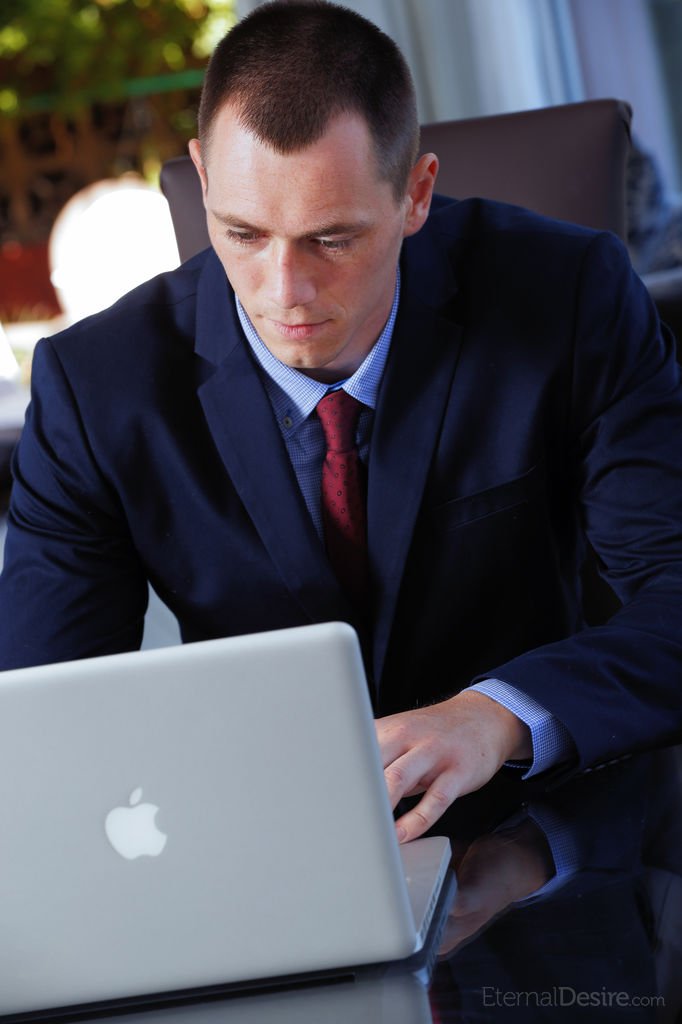 secretaria rubia mamadas y follando en fotos x 2 secretaria rubia mamadas y follando en fotos x 2